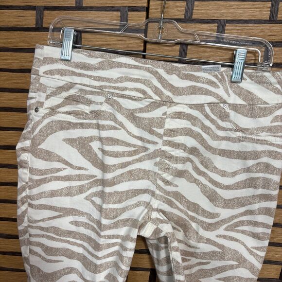Chico’s Tan And White Zebra Print Pull On Capris Size 0.5 (Size 6) - Picture 5 of 7